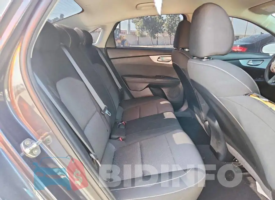 3KPF24AD2PE550024 Photo# 10