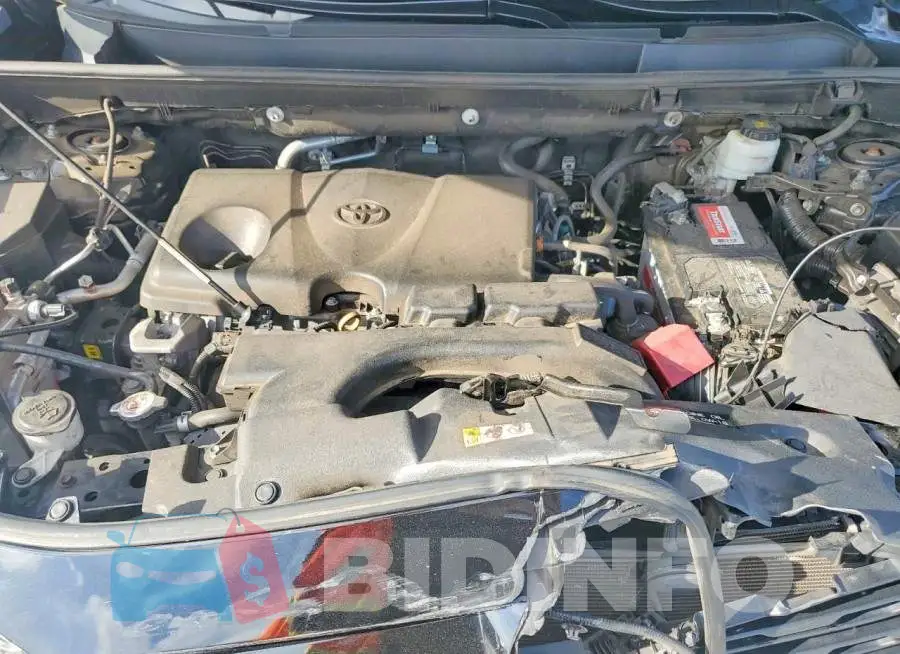 2T3C1RFV5MW111064 Photo# 12