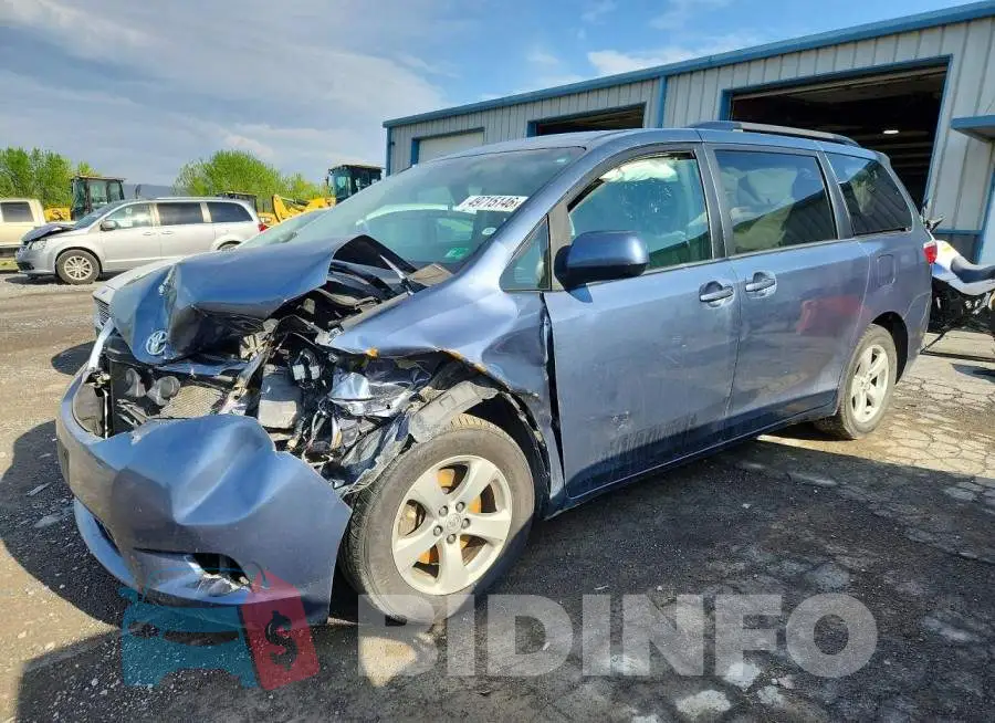 5TDKZ3DC7HS797943 Photo# 1