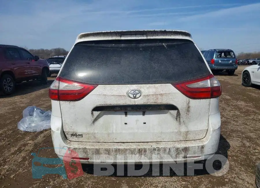 5TDZZ3DC5HS788155 Photo# 6