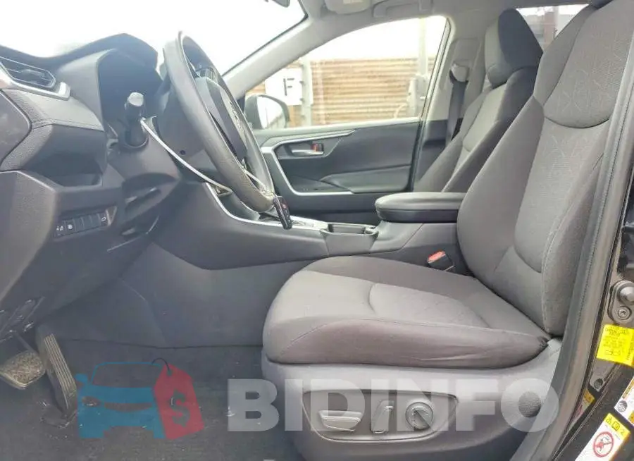 JTMW1RFV6KD007366 Photo# 7