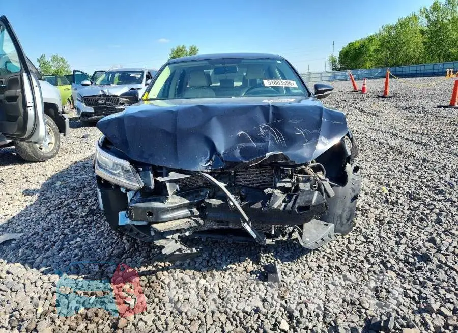 1VWDT7A30HC068400 Photo# 5