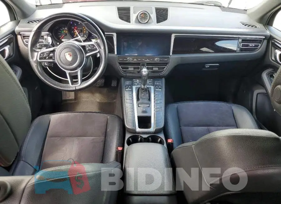 WP1AA2A56LLB03089 Photo# 8
