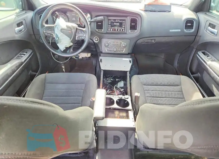 2C3CDXKG4PH628139 Photo# 8