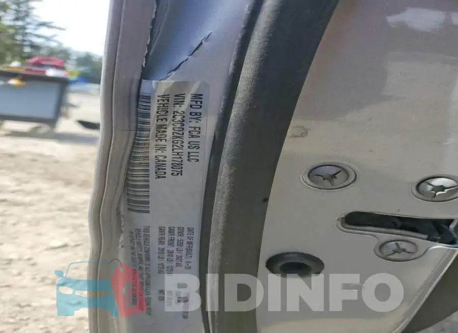 2C3CDZKG2LH178075 Photo# 13