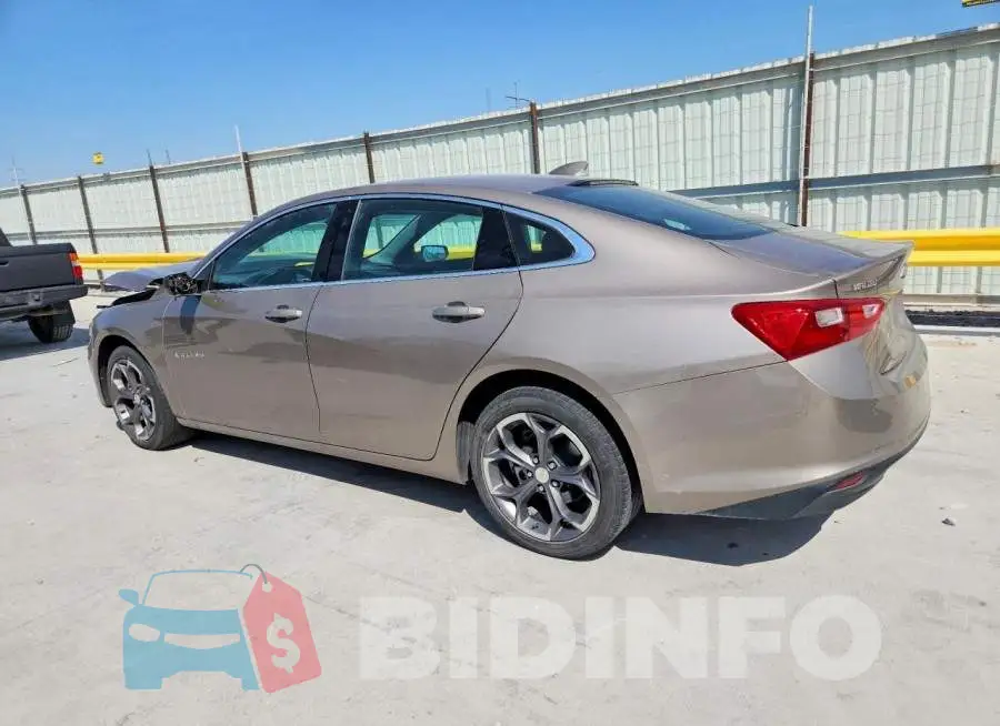 1G1ZD5ST0PF205592 Photo# 2