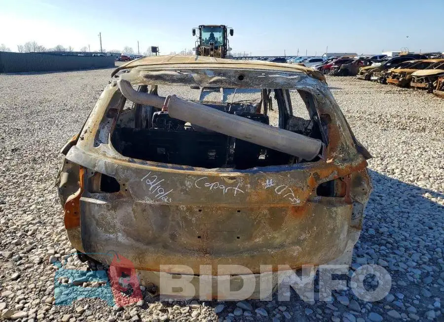 2GNAXHEV1L6120735 Photo# 6