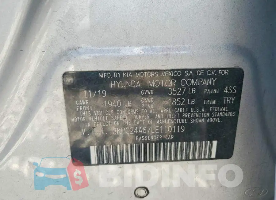3KPC24A67LE110119 Photo# 12