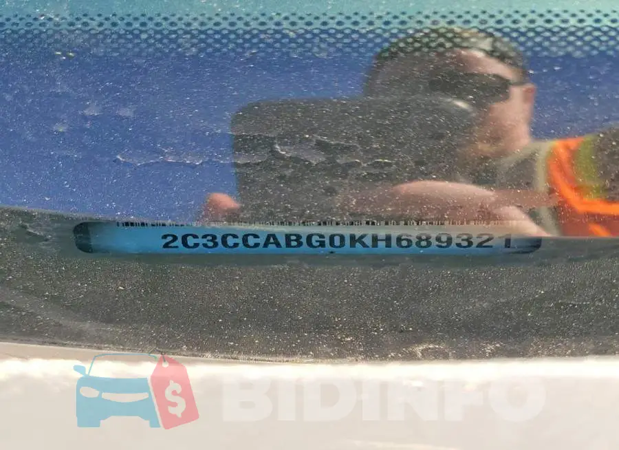 2C3CCABG0KH689321 Photo# 12
