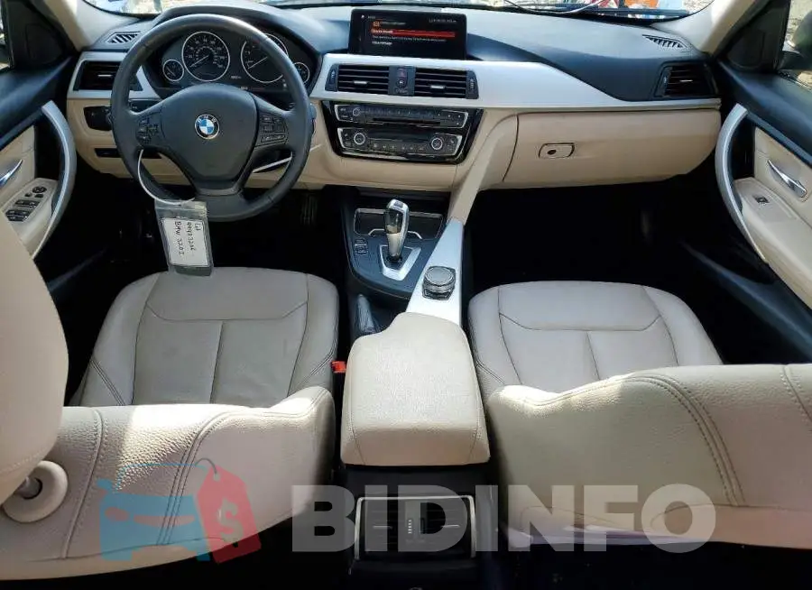 WBA8E1G52JNU91538 Photo# 8