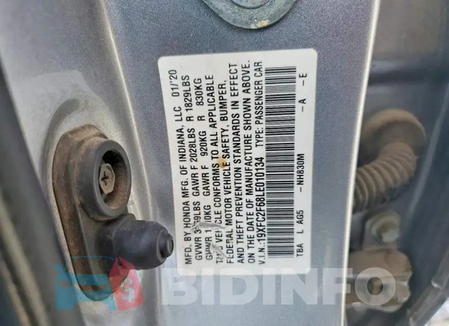 19XFC2F68LE010134 Photo# 12