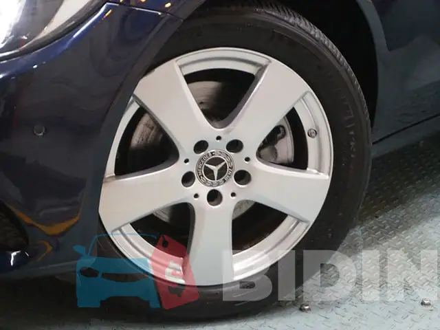 WDDWF4CB7JF624900 Photo# 7