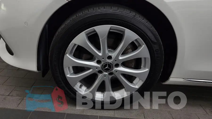 WDDZF4JB2KA657687 Photo# 5