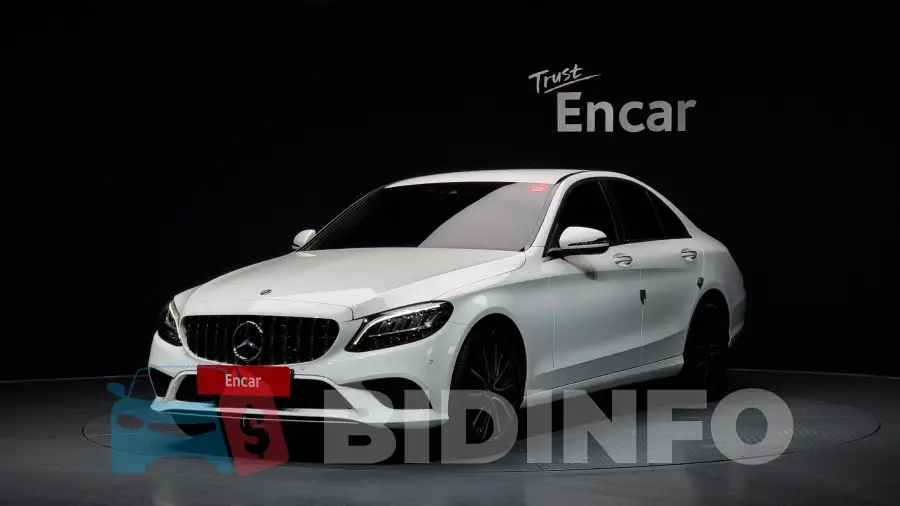 WDDWF8AB4KR480426 Photo# 1