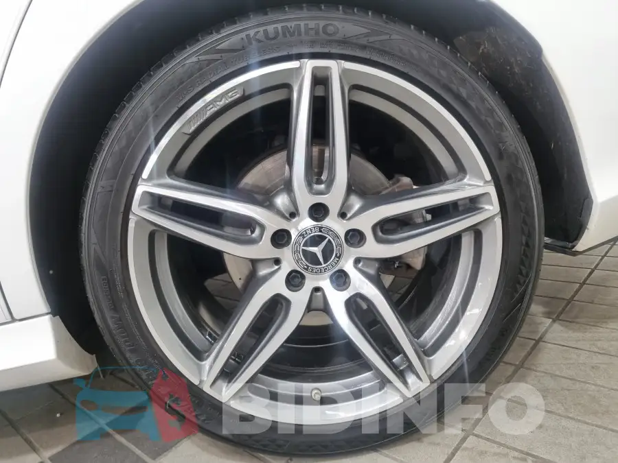 WDDZF4JB8KA633202 Photo# 4