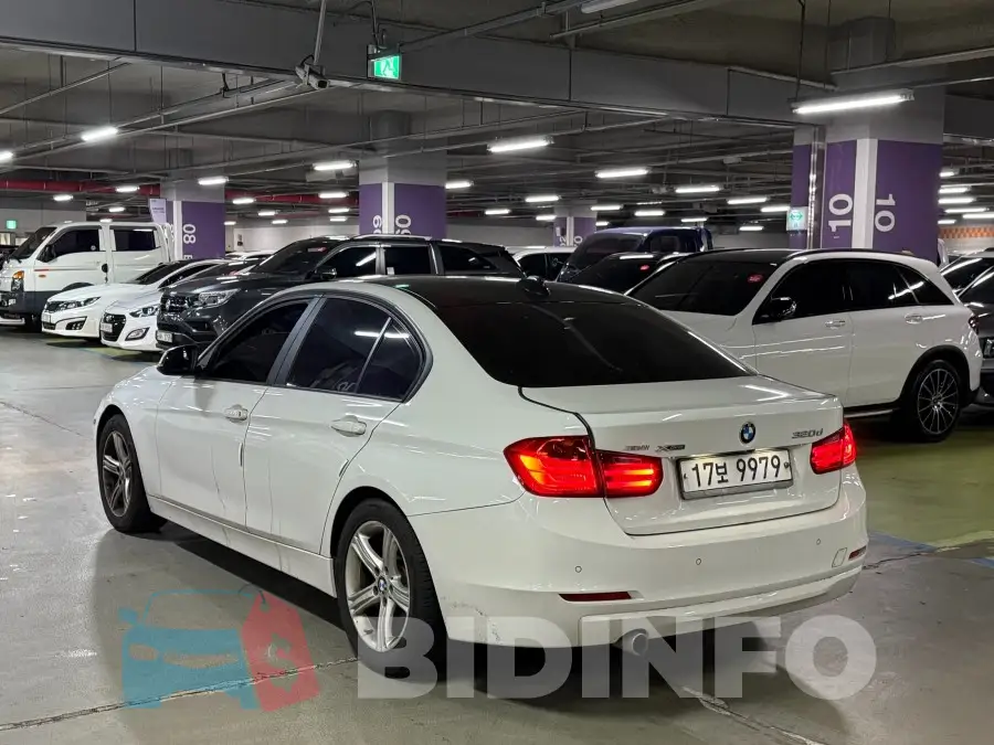 WBA3D5106DF700988 Photo# 4
