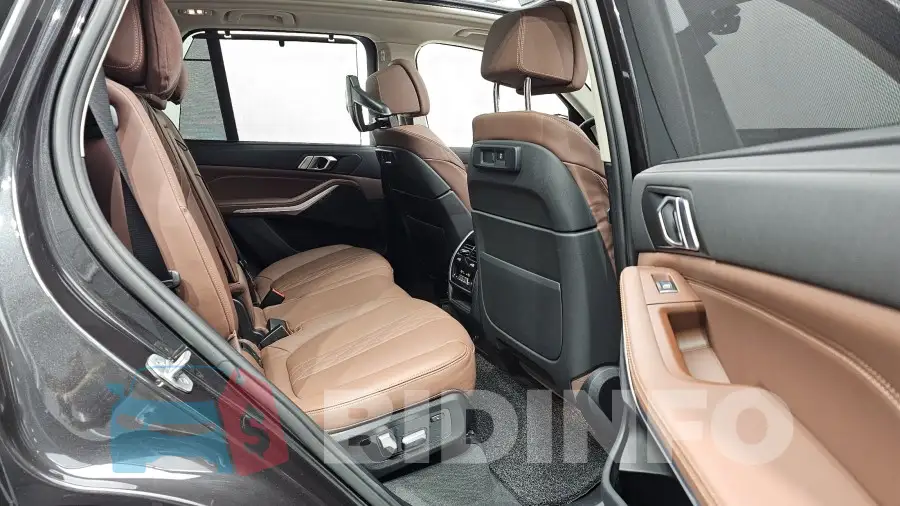 WBAJU8108N9M23253 Photo# 11