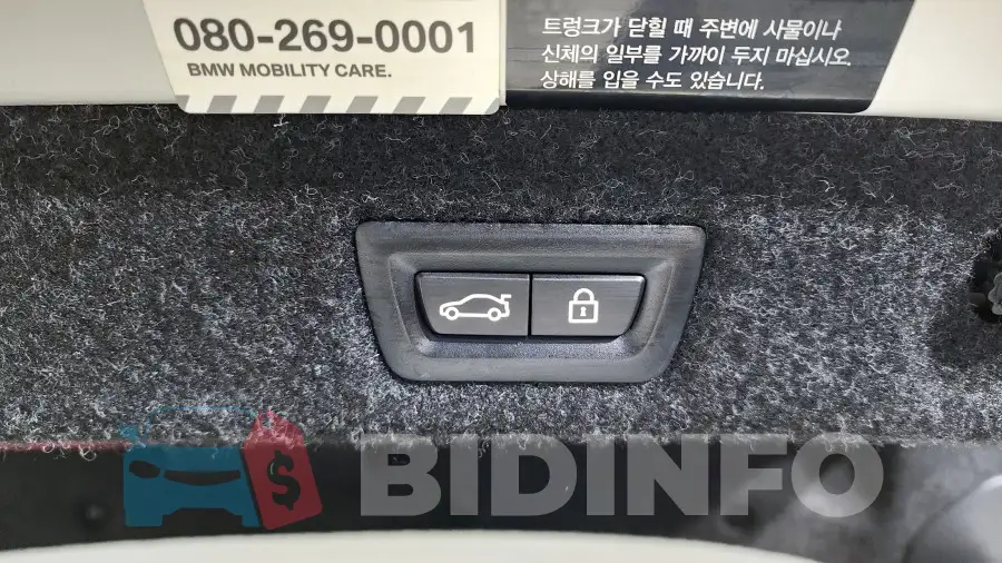 WBAJC3100JG997972 Photo# 20