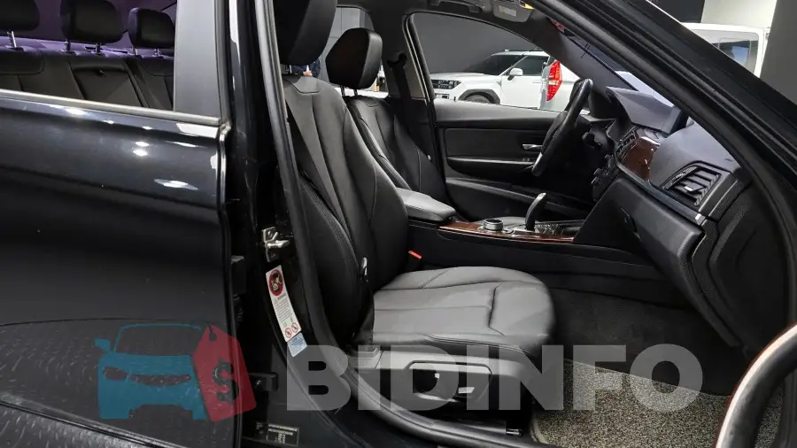WBA3D3105DF250108 Photo# 10