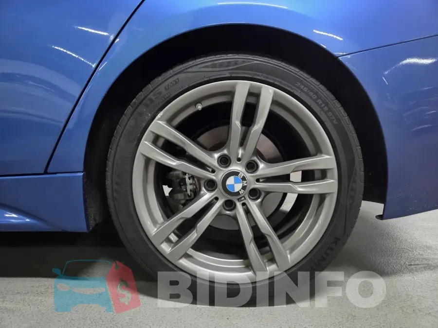 WBA8A9101JAH11124 Photo# 5