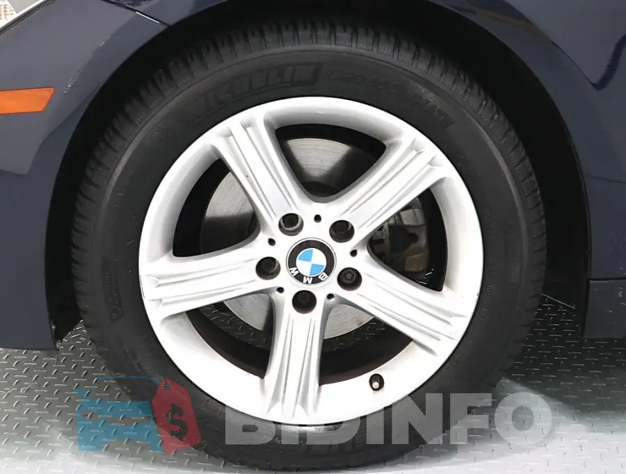 WBA3D5108EF705448 Photo# 18