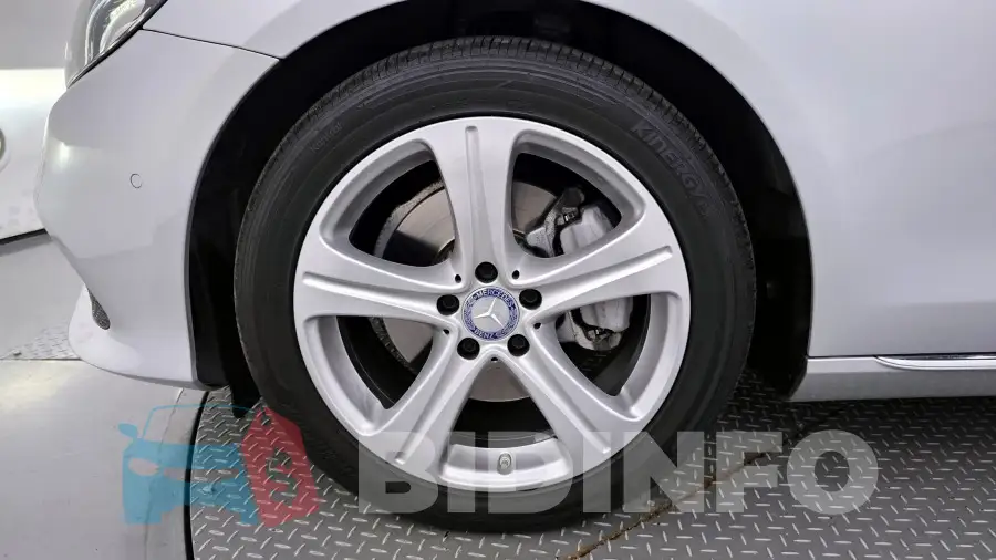 WDDZF4CB9HA111488 Photo# 5