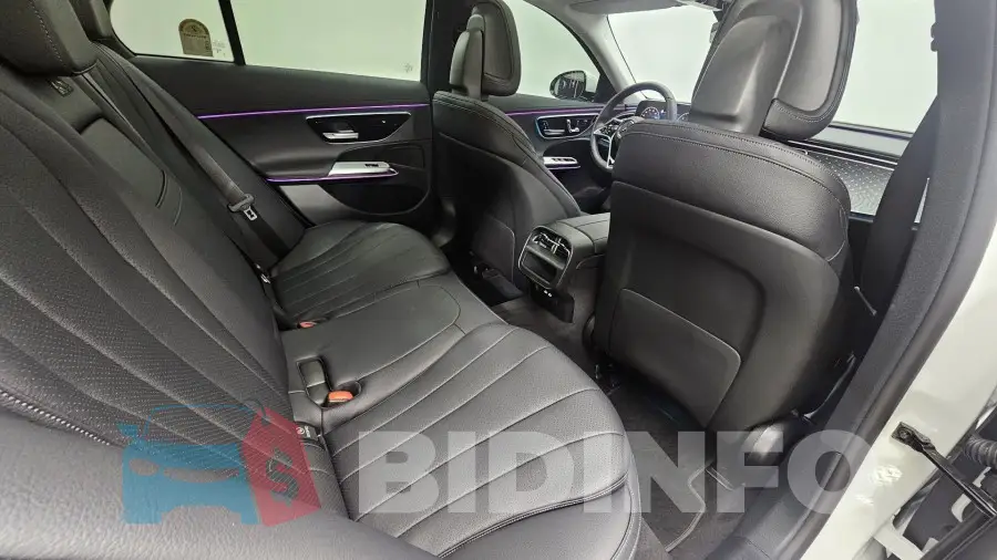 W1KLF0FB2RA033809 Photo# 10