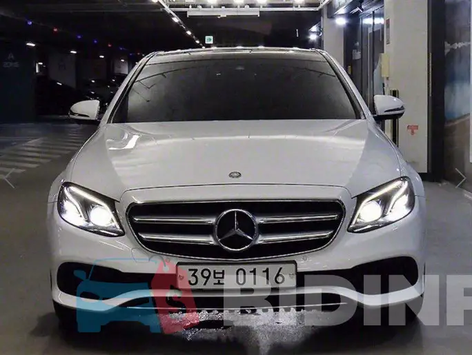 WDDZF4KB0HA073473 Photo# 2