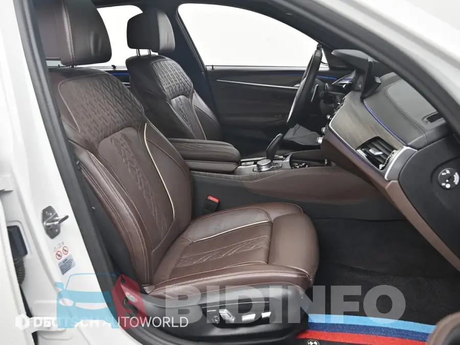 WBAJR5102LCE83600 Photo# 10