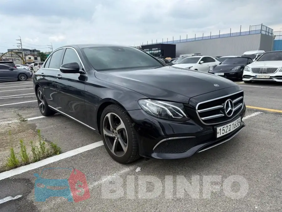 WDDZF4FB2LA741518 Photo# 2