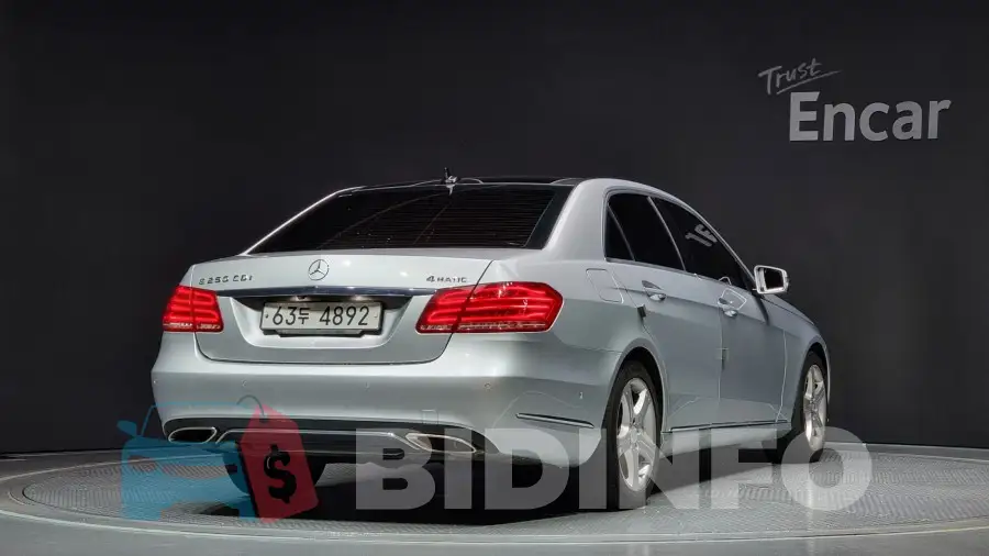 WDDHF8CB8EA827006 Photo# 2