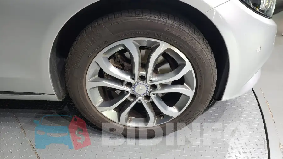 WDDWF4CB8FF029741 Photo# 5
