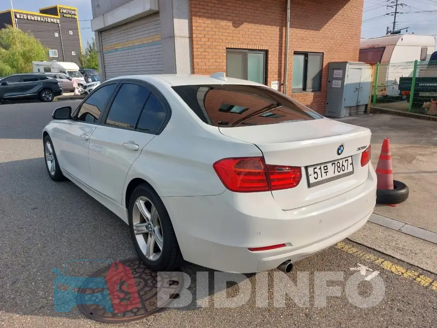 WBA3D3106DF892126 Photo# 2