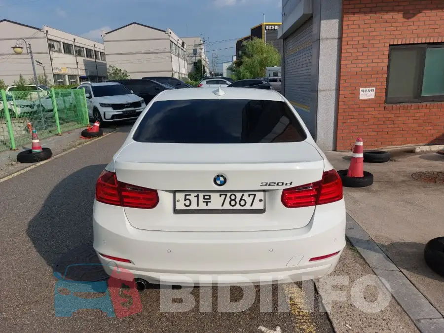 WBA3D3106DF892126 Photo# 4