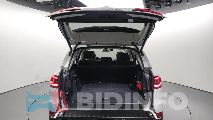 WBACR6106N9M89217 Photo# 20