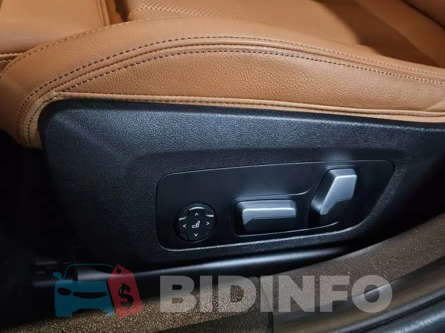 WBA68FS02P8D17700 Photo# 17