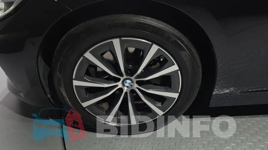 WBA5X5100NFM06214 Photo# 5