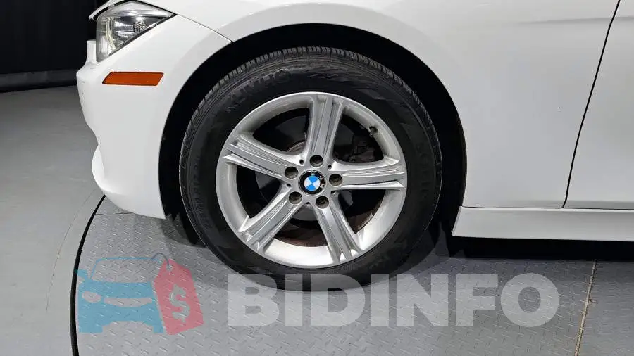 WBA3D5101EF705372 Photo# 5