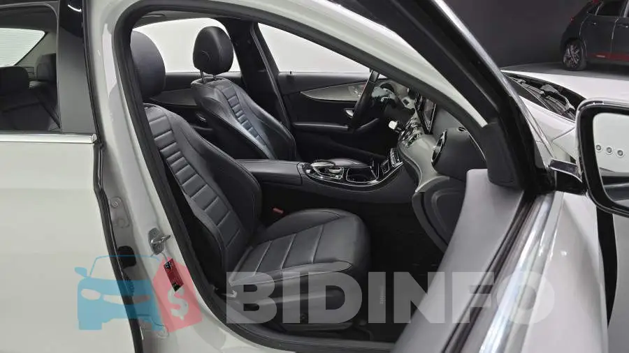WDDZF4CB6HA112730 Photo# 12