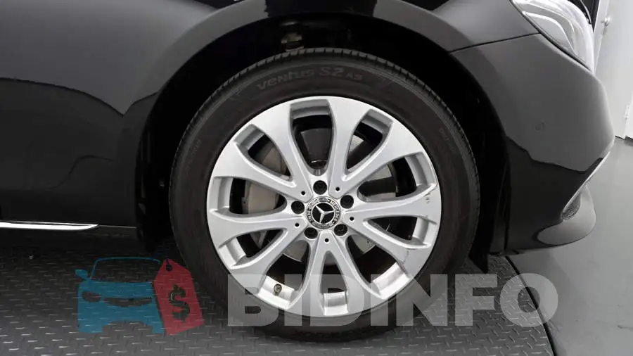 WDDZF4JB4KA685667 Photo# 5