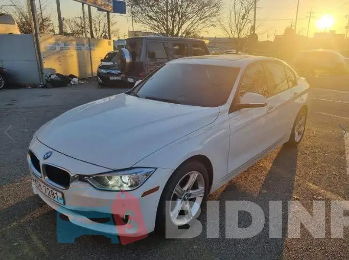 WBA3D3104FK276743 Photo# 2