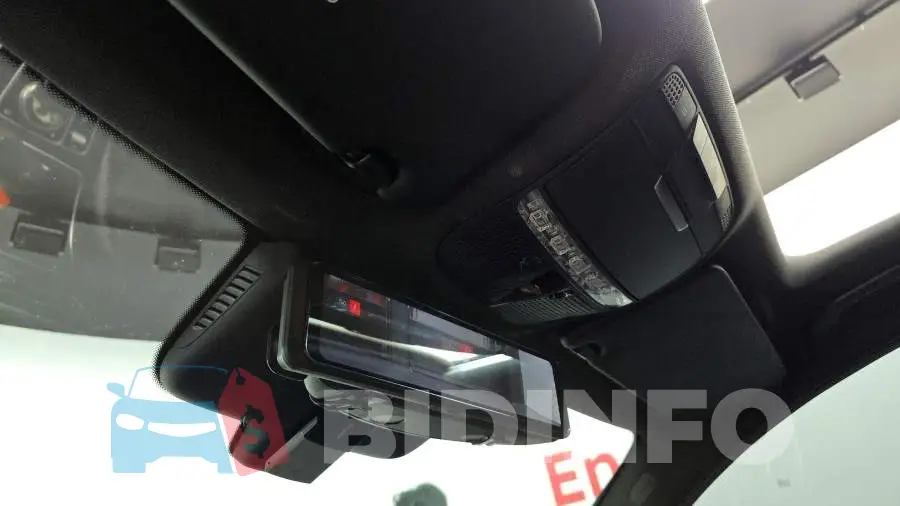 WDDWF4CB8HF484043 Photo# 18
