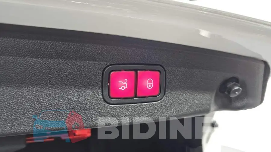 WDDHF9HB7FB143932 Photo# 20