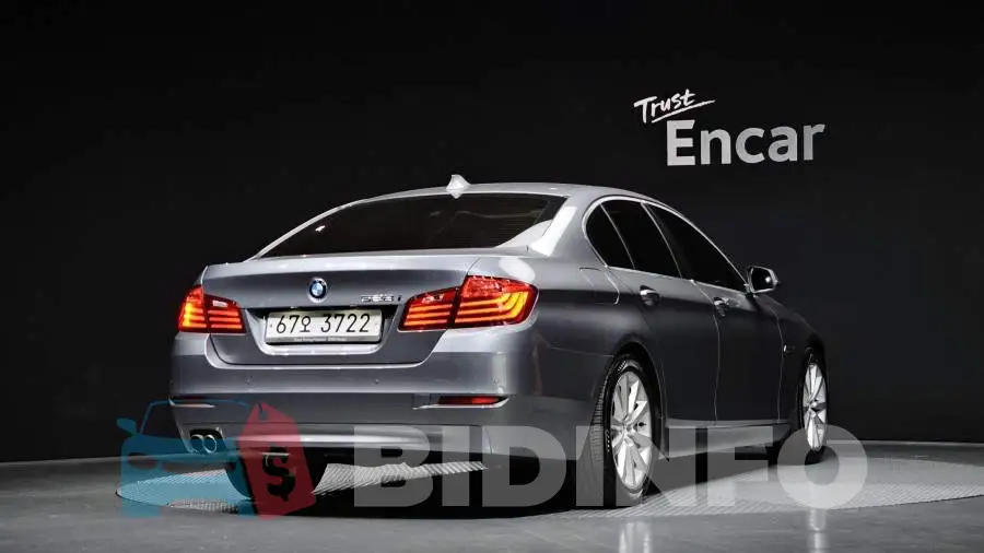 WBA5A5106FG176840 Photo# 2