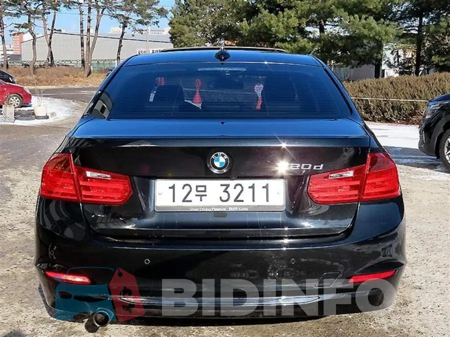 WBA3D3105FK275987 Photo# 4