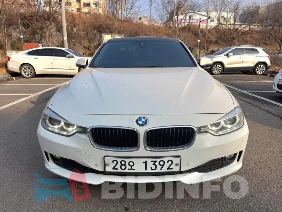 WBA3D510XEF705225 Photo# 3