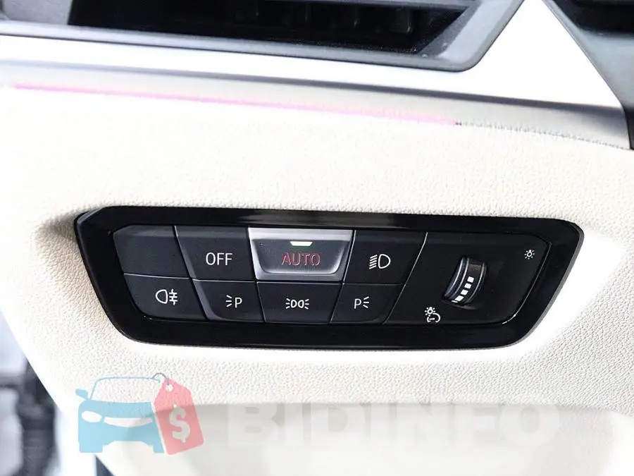 WBA68FS05P8D16640 Photo# 6