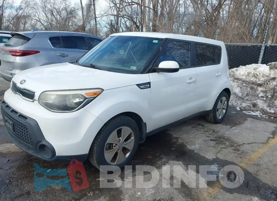 KNDJP3A56F7112054 Photo# 2