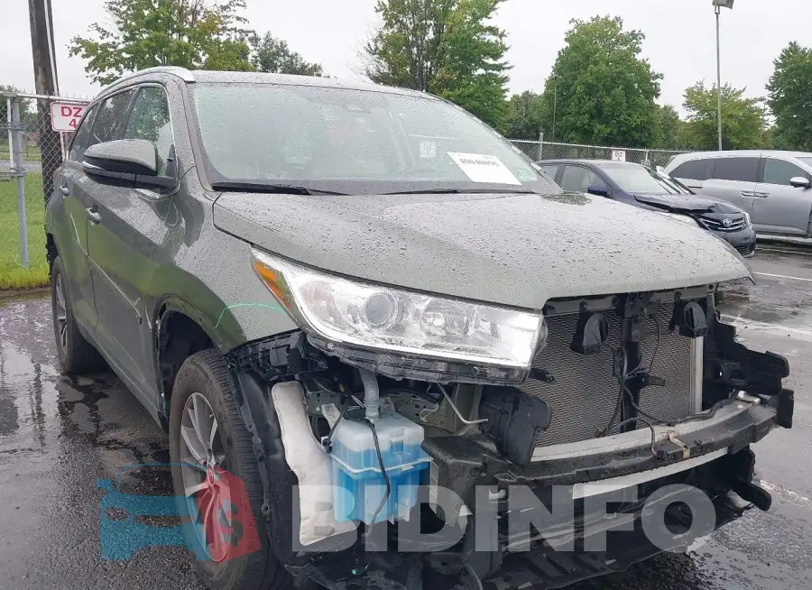 5TDJZRFH6JS879255 Photo# 1