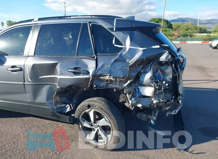 JTMCB3FV3MD011584 Photo# 6
